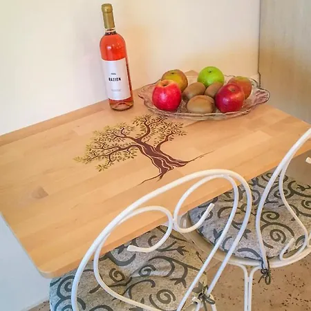 בית נופש Oliva Studio Skála Kallirákhis